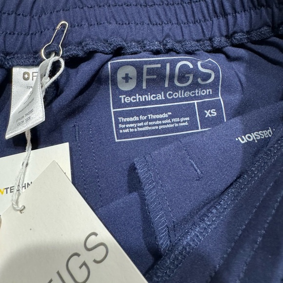 BRAND NEW WT Figs Yola Skinny Scrub Pants Navy Blue Size XS - Picture 7 of 8